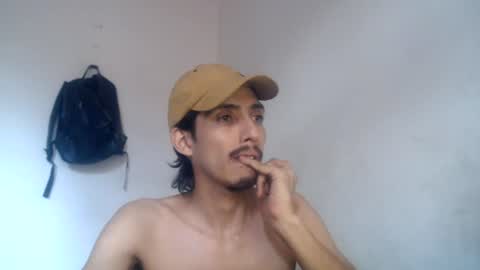 snackontime19 online show from 07/10/26, 11:46