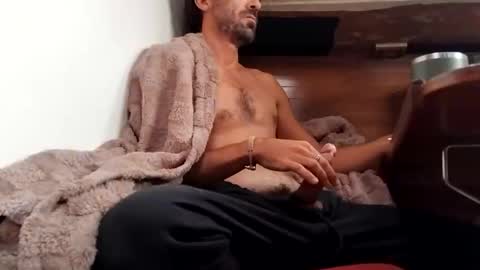 snag1_8 online show from 10/31/25, 09:54