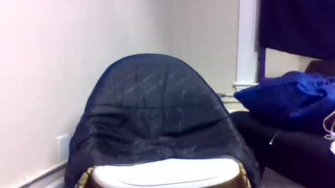 Snapshot of snake1eye67959 chatting on 12/24/24, 10:01 snake1eye67959 online show from 12/24/24, 10:01