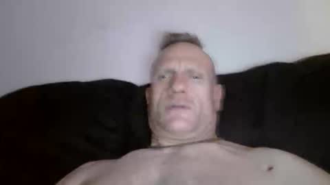 snblee4dp online show from 10/19/25, 03:07