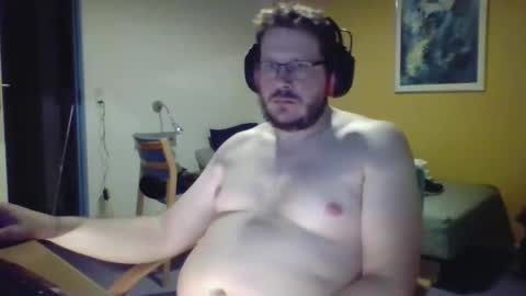 Snapshot of snebolden chatting on 01/21/25, 05:09 snebolden online show from 01/21/25, 05:09