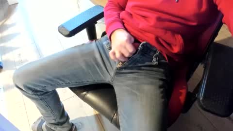 snip1977 online show from 12/29/24, 11:50