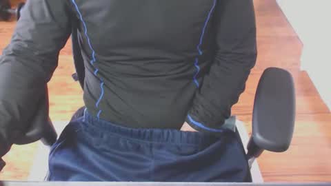 Snapshot of snooze85 chatting on 11/02/25, 10:50 Cbt-Slave online show from 11/02/25, 10:50