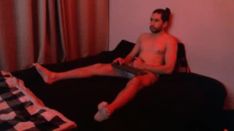 snow92jake online show from 11/30/25, 10:19