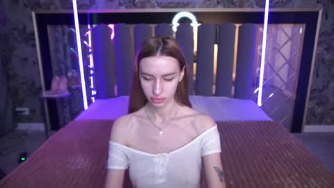 snow_whiteeex online show from 05/12/26, 05:48