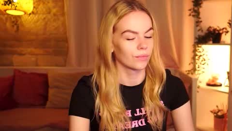 Hanna online show from 10/03/25, 08:44