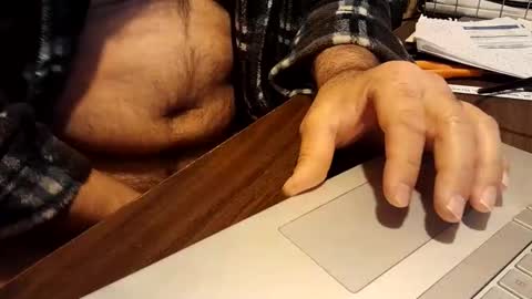 watchmecum online show from 10/17/25, 03:36