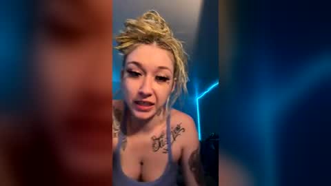 snowbunnyxo_ online show from 07/08/26, 04:39