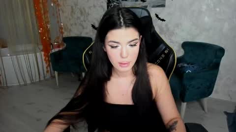 Snapshot of snowingwinter chatting on 11/03/25, 06:20 snowingwinter online show from 11/03/25, 06:20