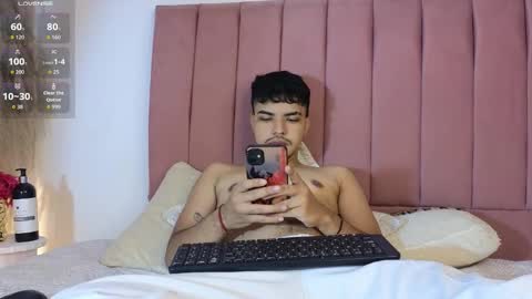 Snapshot of snowlann chatting on 10/12/25, 05:39 Snow online show from 10/12/25, 05:39