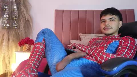 Snapshot of snowlann chatting on 10/29/25, 02:52 Snow online show from 10/29/25, 02:52