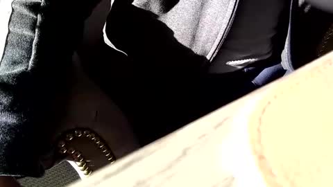 snurtle online show from 02/09/25, 08:34