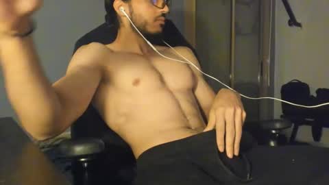 Snapshot of snxrzs chatting on 11/02/25, 12:13 snxrzs online show from 11/02/25, 12:13