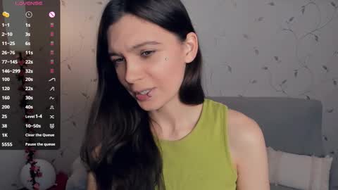 Alice - Birthday Girl online show from 10/12/25, 08:13