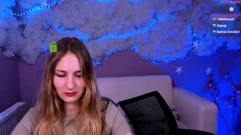 so_hot_rosalie online show from 06/11/26, 02:53