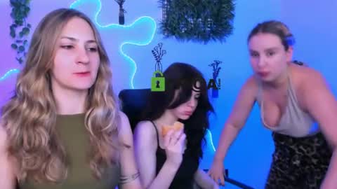 so_hot_rosalie online show from 07/25/26, 07:22