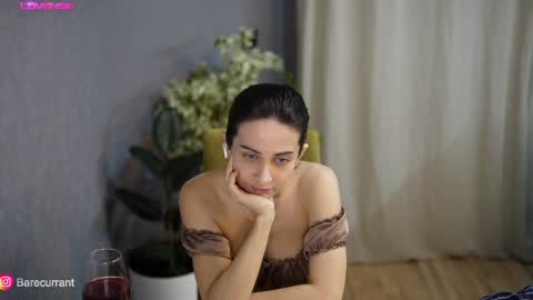 Snapshot of sochnogirls chatting on 12/24/24, 09:55 Yesenia online show from 12/24/24, 09:55