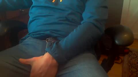 socksandasmile69 online show from 02/10/25, 07:07