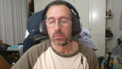 Snapshot of soclangeldelaguarda chatting on 03/21/26, 10:57 Angel de la Guarda online show from 03/21/26, 10:57