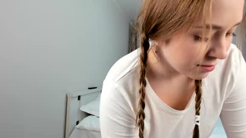 Sophy online show from 12/22/24, 09:53