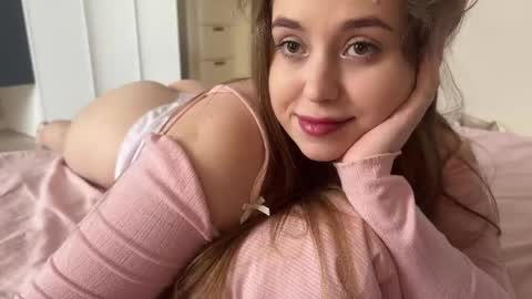 Sophy online show from 04/29/26, 10:52