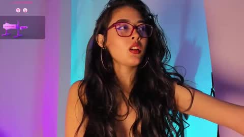 Danna online show from 09/25/25, 09:02