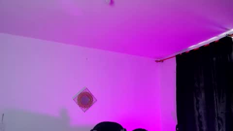 sofia online show from 10/16/25, 07:04