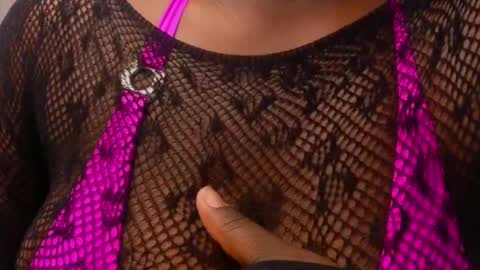 soffia_b online show from 12/04/25, 09:45