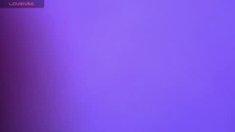 Snapshot of soffiadams24 chatting on 12/14/25, 12:43 soffiadams24 online show from 12/14/25, 12:43