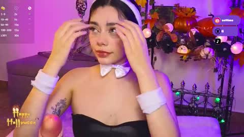 Snapshot of soffimoon_ chatting on 10/15/25, 04:34 IG Soffimoon I THANK YOU FOR LEAVING YOUR FOLLOW online show from 10/15/25, 04:34