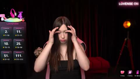 Snapshot of soffiray chatting on 12/16/25, 04:56 soffiray online show from 12/16/25, 04:56