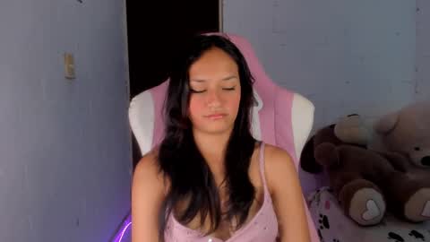 sofia online show from 02/25/25, 04:42