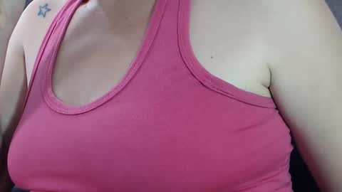 Snapshot of sofi995971 chatting on 06/02/26, 06:54 Sofa Castellanos online show from 06/02/26, 06:54