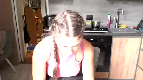 Sofi online show from 07/04/26, 11:05