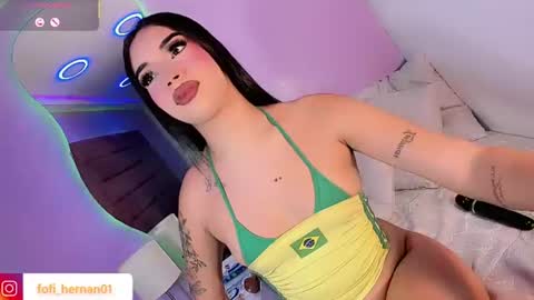 Snapshot of sofi_hdzz chatting on 06/12/26, 11:57 sofi_hdzz online show from 06/12/26, 11:57
