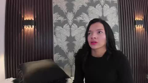 Snapshot of sofi_lassa_ chatting on 01/09/26, 05:26 SOFIA online show from 01/09/26, 05:26