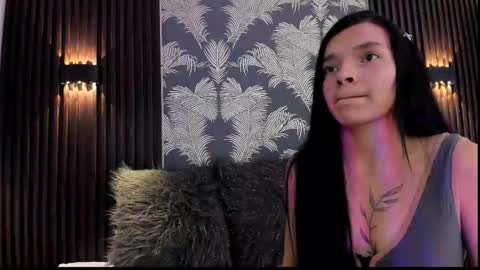 Snapshot of sofi_lassa_ chatting on 02/15/26, 12:51 SOFIA online show from 02/15/26, 12:51
