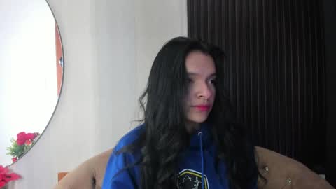 Snapshot of sofi_lassa_ chatting on 04/09/26, 01:16 SOFIA online show from 04/09/26, 01:16