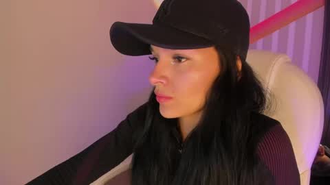 Snapshot of sofi_lassa_ chatting on 05/18/26, 02:07 SOFIA online show from 05/18/26, 02:07