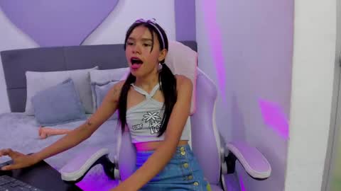 Snapshot of sofi_little2 chatting on 09/16/25, 06:20 Sofia online show from 09/16/25, 06:20