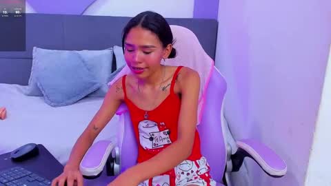 Snapshot of sofi_little2 chatting on 09/21/25, 06:31 Sofia online show from 09/21/25, 06:31