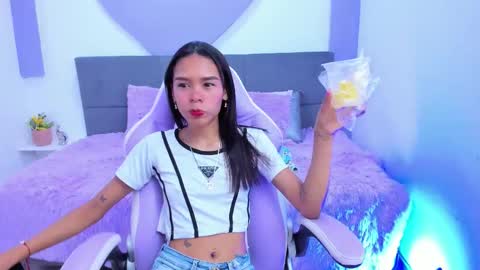 Sofia online show from 12/20/25, 06:26