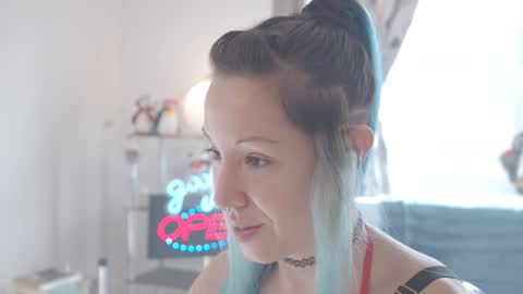 Sofi Mora online show from 12/31/24, 02:36