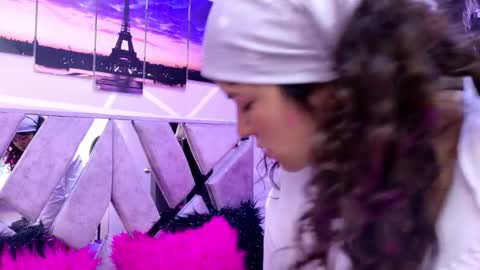 Sofi Noa online show from 12/04/25, 11:19