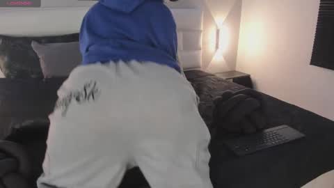 Snapshot of sofi_sp chatting on 11/03/25, 11:33 sofi_sp online show from 11/03/25, 11:33