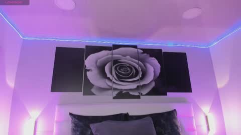 Snapshot of sofi_sp chatting on 11/05/25, 11:32 sofi_sp online show from 11/05/25, 11:32