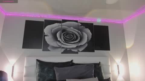 Snapshot of sofi_sp chatting on 11/28/25, 11:35 sofi_sp online show from 11/28/25, 11:35