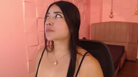 Snapshot of sofi_sweet09 chatting on 11/13/25, 11:25 Susy online show from 11/13/25, 11:25