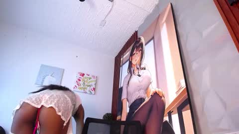 Snapshot of sofi_thomas_ chatting on 03/06/26, 11:17 Sofia online show from 03/06/26, 11:17