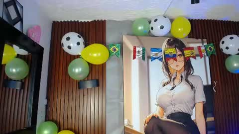 Snapshot of sofi_thomas_ chatting on 06/13/26, 11:19 Sofia online show from 06/13/26, 11:19